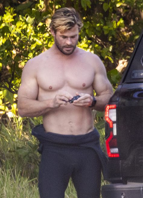 chris hemsworth naked|WOW! Chris Hemsworth Naked [UNCENSORED PICS!]